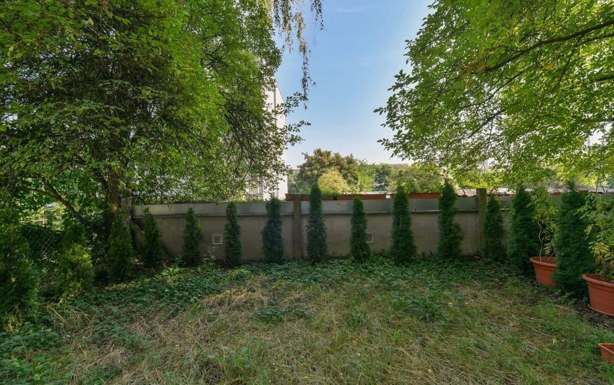 Studio flat to rent, 26 m², Ve Struhách, Prague, Prague Studio flat to rent, 26 m², Ve Struhách, Prague, Prague