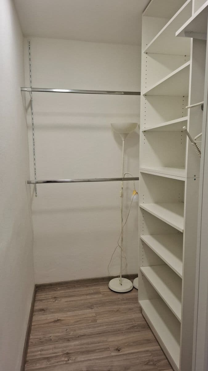 2 bedroom flat to rent, 54 m², Dr. Martínka, Ostrava, Moravskoslezský Region 2 bedroom flat to rent, 54 m², Dr. Martínka, Ostrava, Moravskoslezský Region