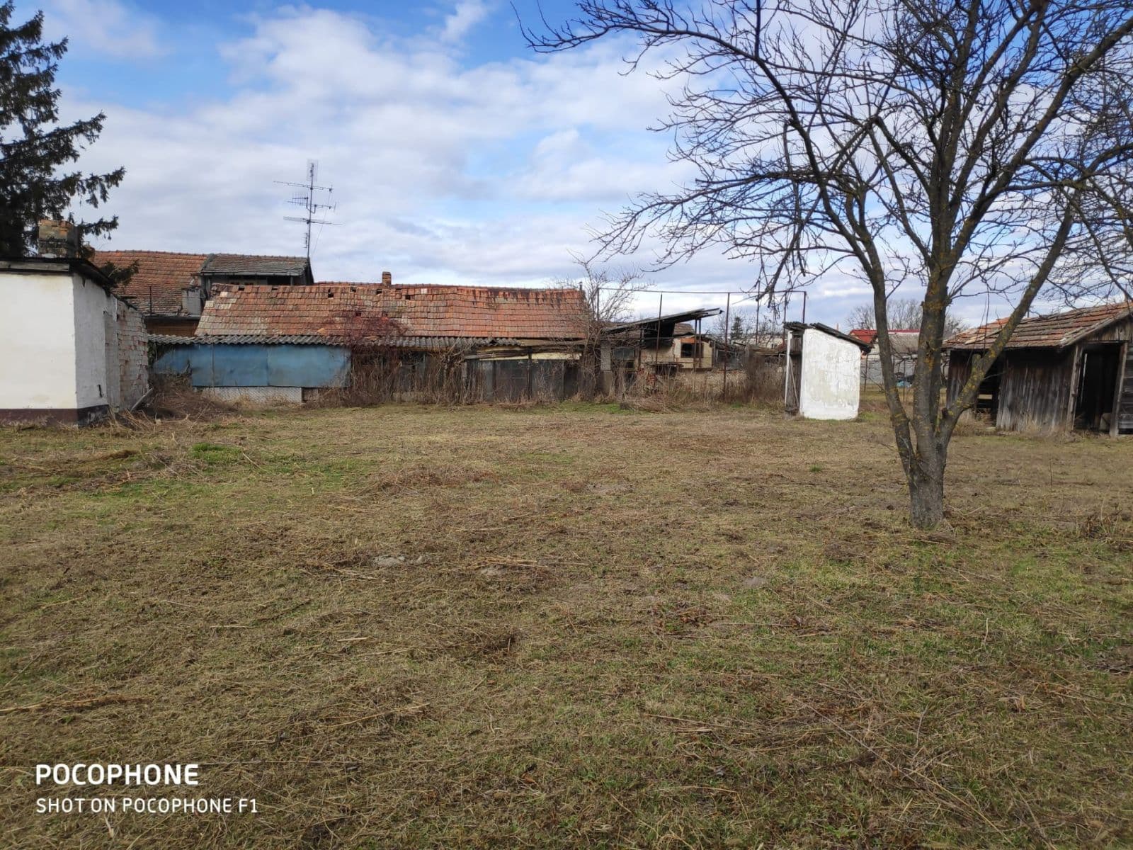 plot to rent, 1,439 m², Veľké Kosihy, Nitriansky Region plot to rent, 1,439 m², Veľké Kosihy, Nitriansky Region