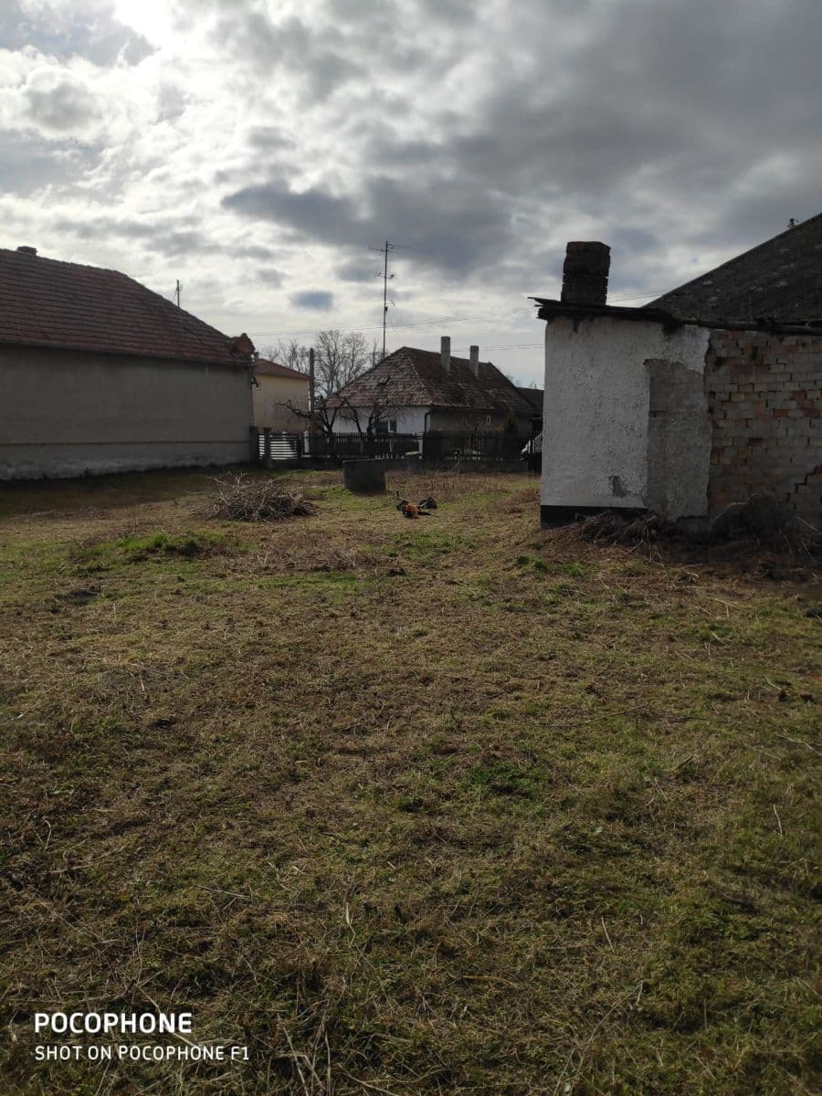 plot to rent, 1,439 m², Veľké Kosihy, Nitriansky Region plot to rent, 1,439 m², Veľké Kosihy, Nitriansky Region