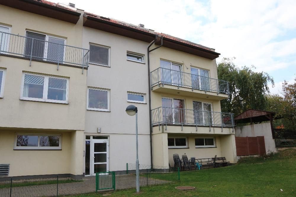 3 bedroom flat to rent, 92 m², Hrušovanské náměstí, Prague, Prague 3 bedroom flat to rent, 92 m², Hrušovanské náměstí, Prague, Prague