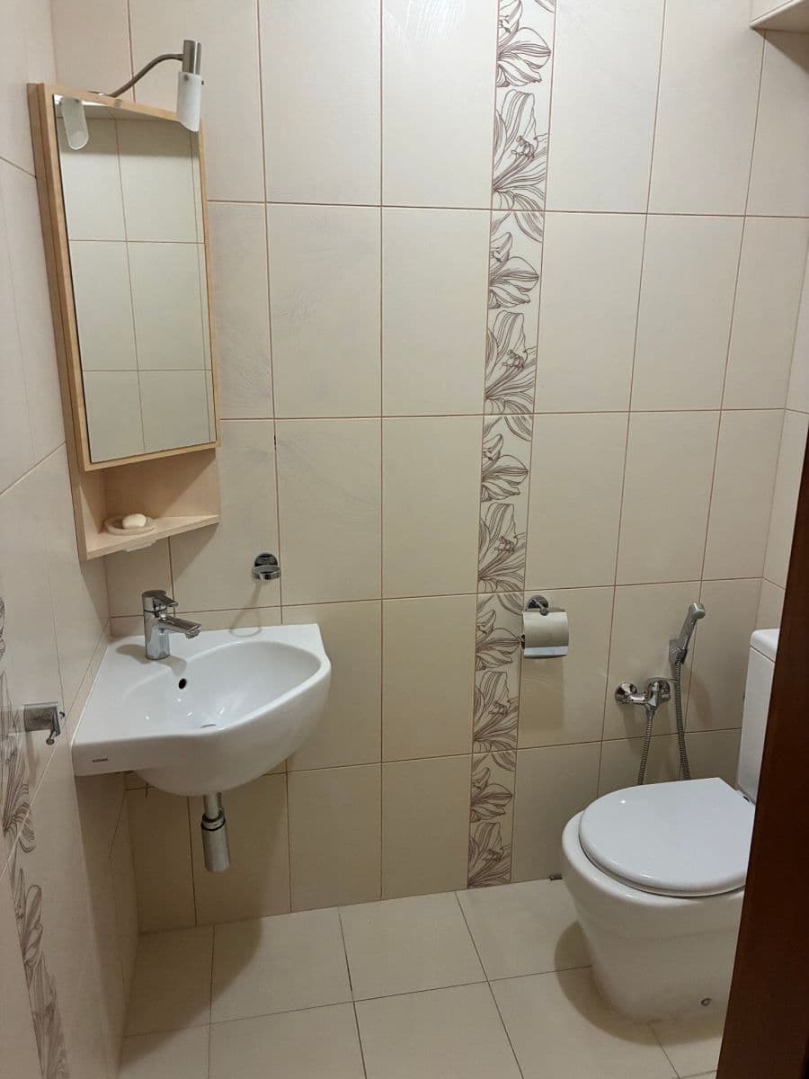 3 bedroom flat to rent, 92 m², Hrušovanské náměstí, Prague, Prague 3 bedroom flat to rent, 92 m², Hrušovanské náměstí, Prague, Prague