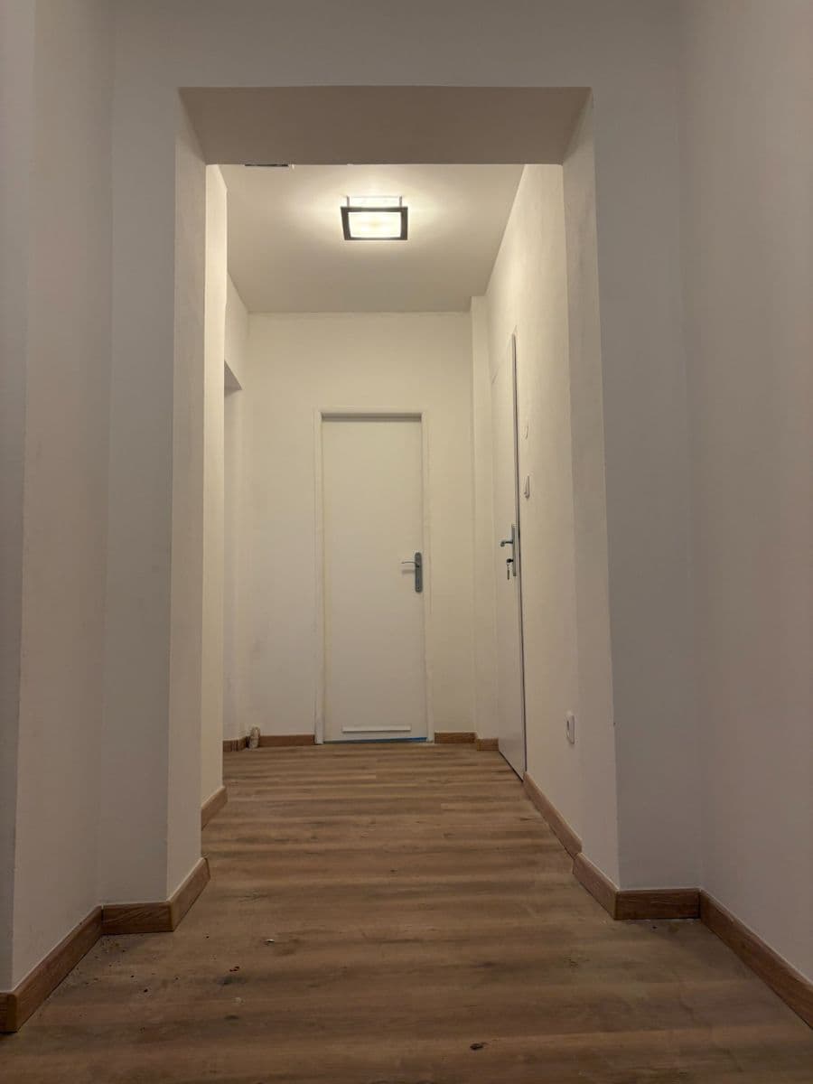 3 bedroom flat to rent, 125 m², Na Zavadilce, Jaroměř, Královéhradecký Region 3 bedroom flat to rent, 125 m², Na Zavadilce, Jaroměř, Královéhradecký Region