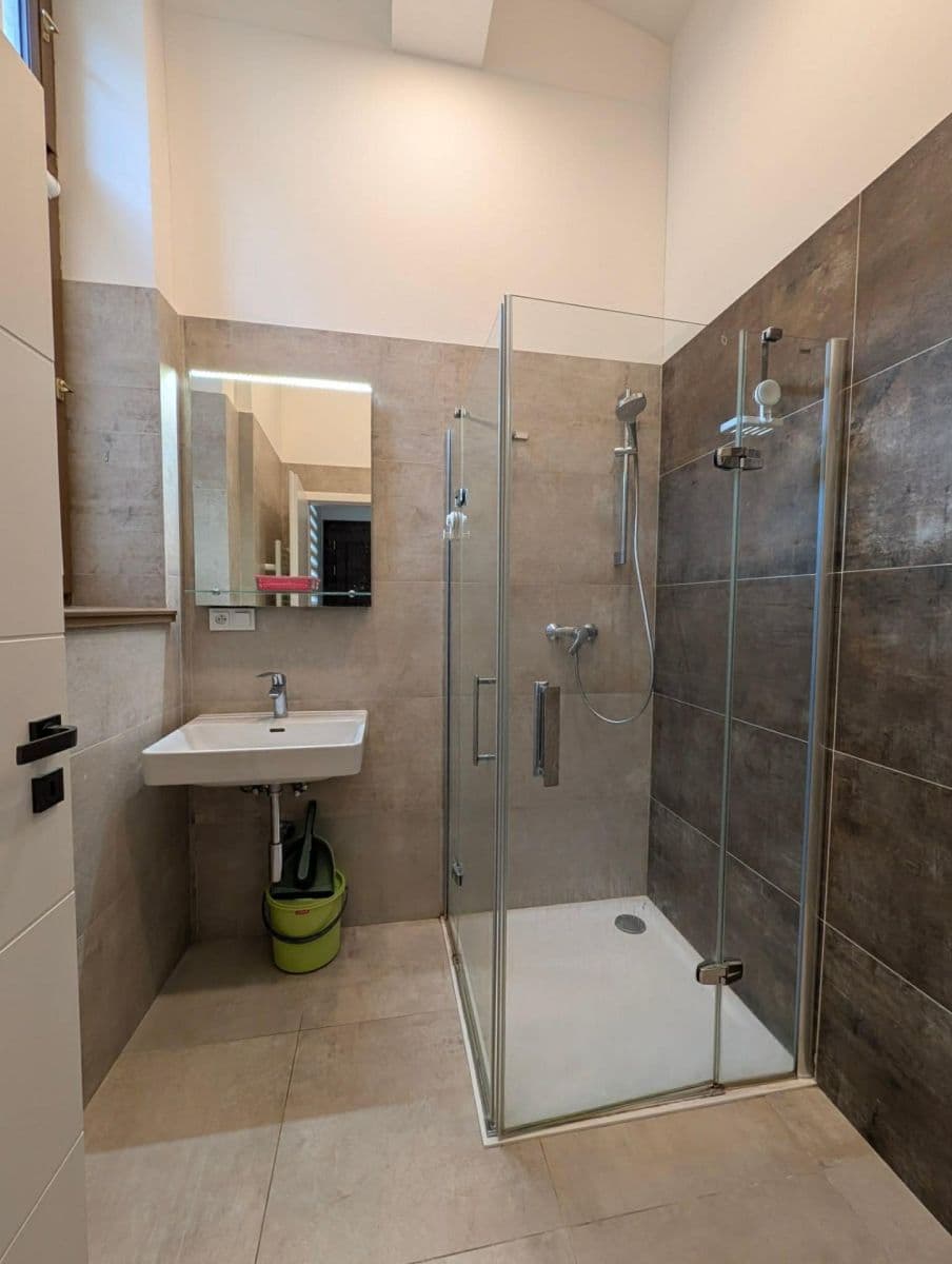 1 bedroom flat to rent, 56 m², Pivovarská, Prague, Prague 1 bedroom flat to rent, 56 m², Pivovarská, Prague, Prague