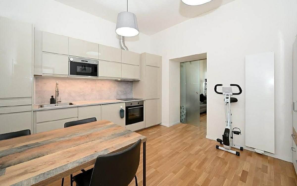 1 bedroom flat to rent, 56 m², Pivovarská, Prague, Prague 1 bedroom flat to rent, 56 m², Pivovarská, Prague, Prague