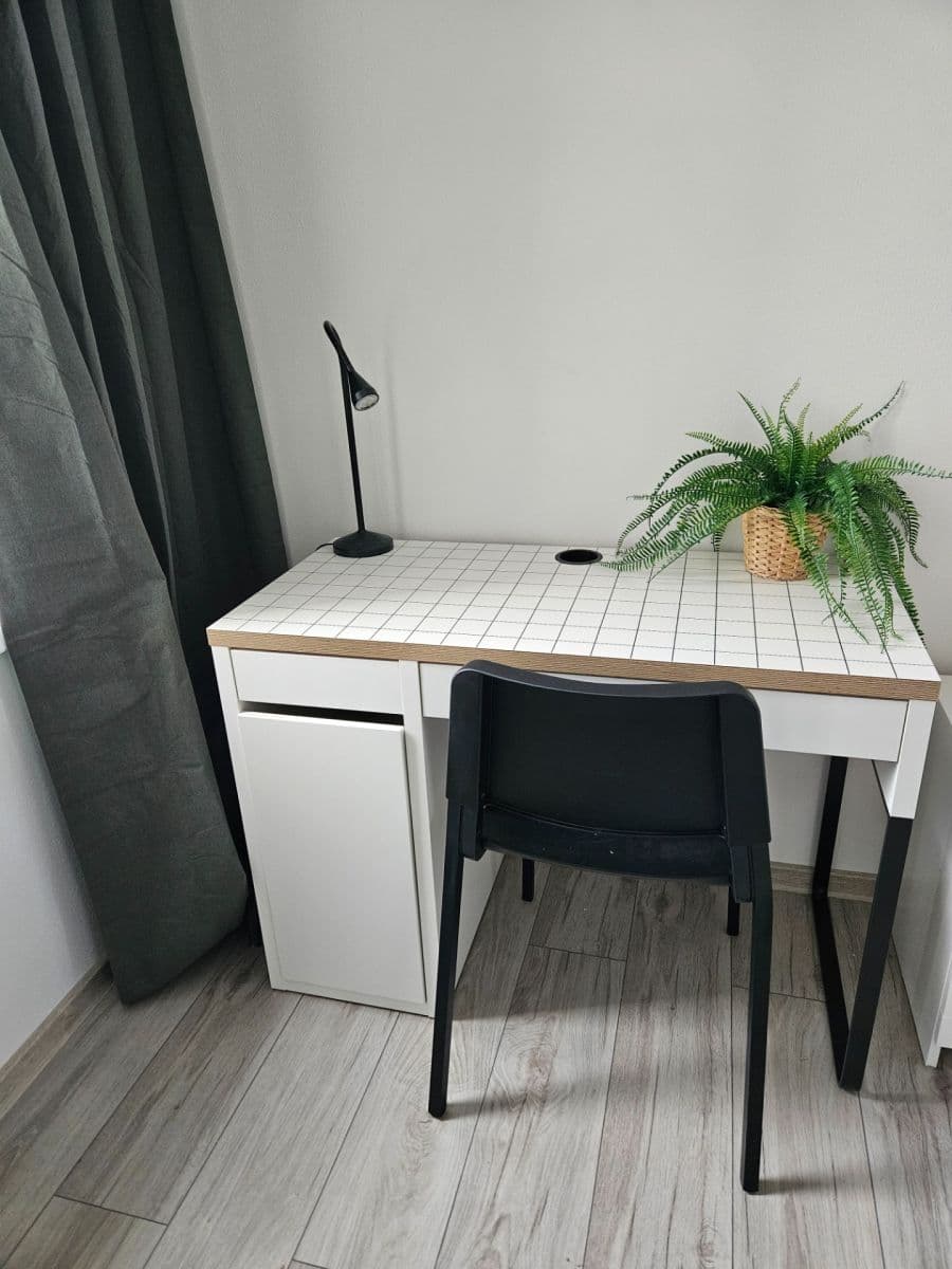 1 bedroom with open-plan kitchen flat to rent, 46 m², Lobezská, Plzeň, Plzeňský Region 1 bedroom with open-plan kitchen flat to rent, 46 m², Lobezská, Plzeň, Plzeňský Region