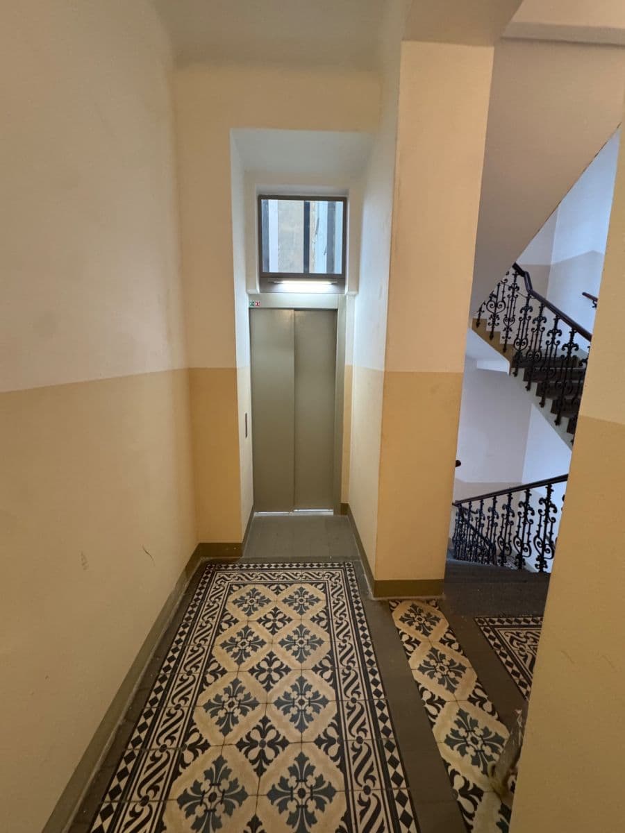 1 bedroom flat to rent, 49 m², Slezská, Prague, Prague 1 bedroom flat to rent, 49 m², Slezská, Prague, Prague