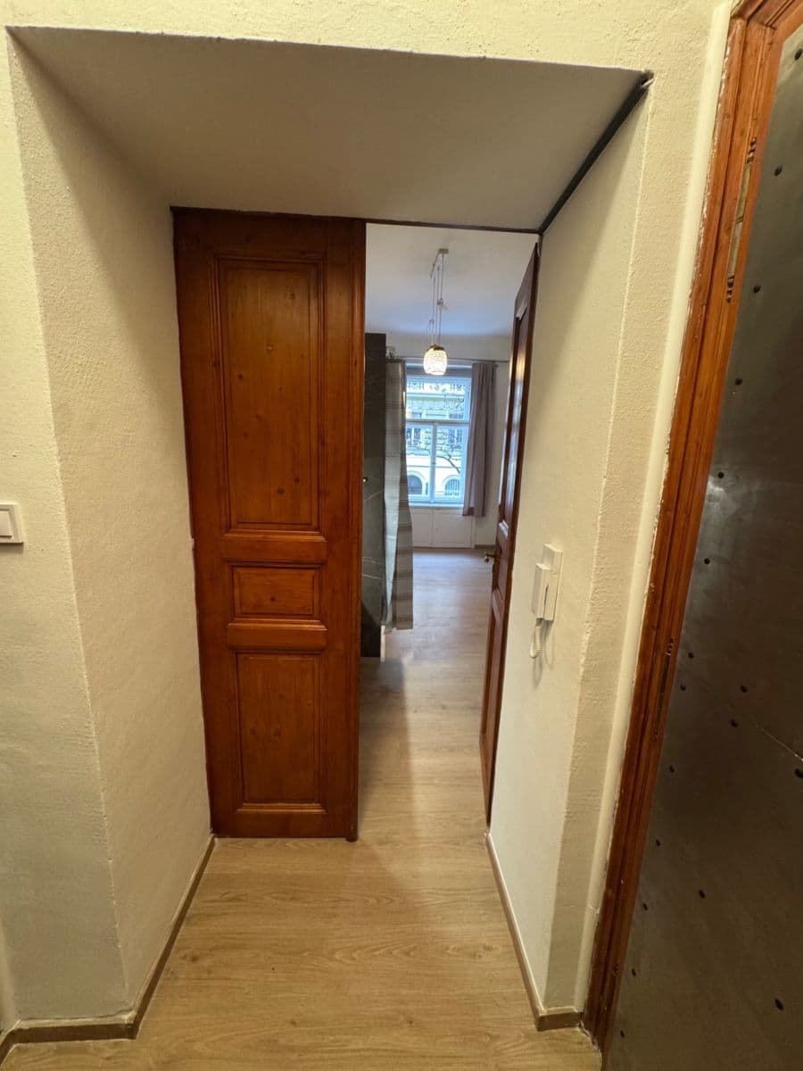 1 bedroom flat to rent, 49 m², Slezská, Prague, Prague 1 bedroom flat to rent, 49 m², Slezská, Prague, Prague