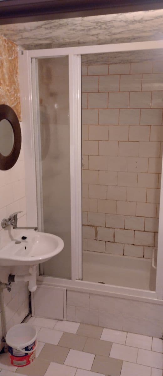 1 bedroom with open-plan kitchen flat for sale, 42 m², Mendelova, Prague, Prague 1 bedroom with open-plan kitchen flat for sale, 42 m², Mendelova, Prague, Prague