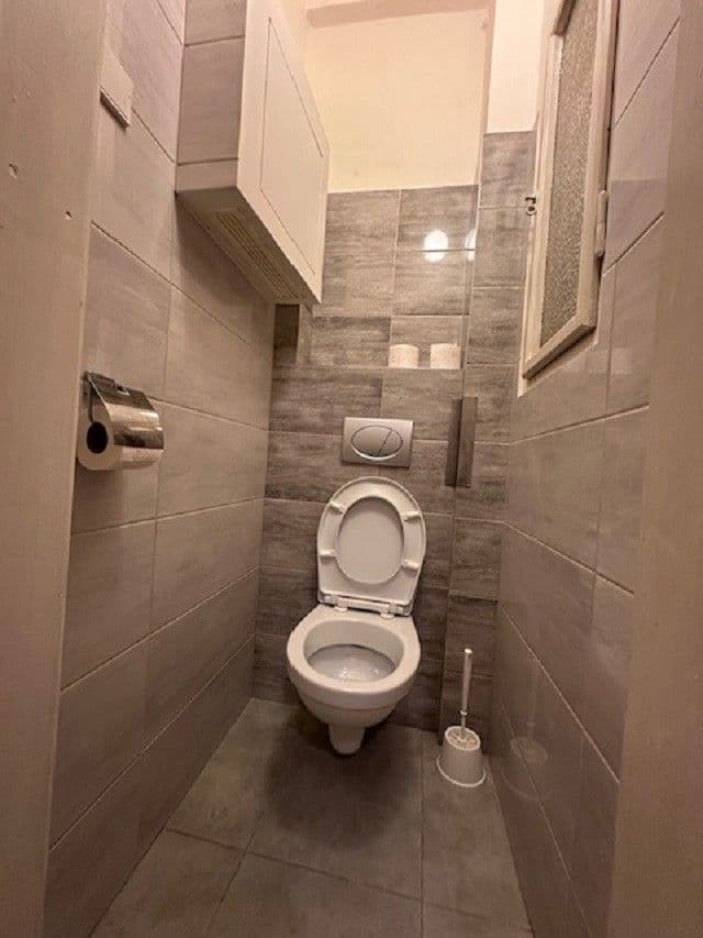 1 bedroom with open-plan kitchen flat to rent, 45 m², Holandská, Prague, Prague 1 bedroom with open-plan kitchen flat to rent, 45 m², Holandská, Prague, Prague