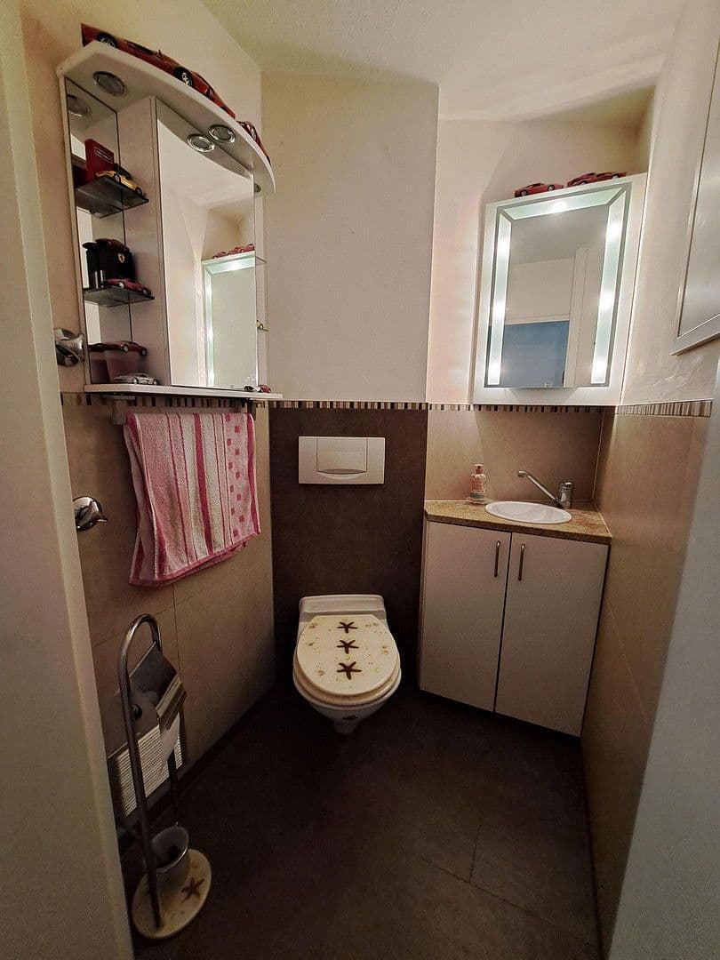 3 bedroom with open-plan kitchen flat for sale, 106 m², Stuttgart, Baden-Württemberg 3 bedroom with open-plan kitchen flat for sale, 106 m², Stuttgart, Baden-Württemberg