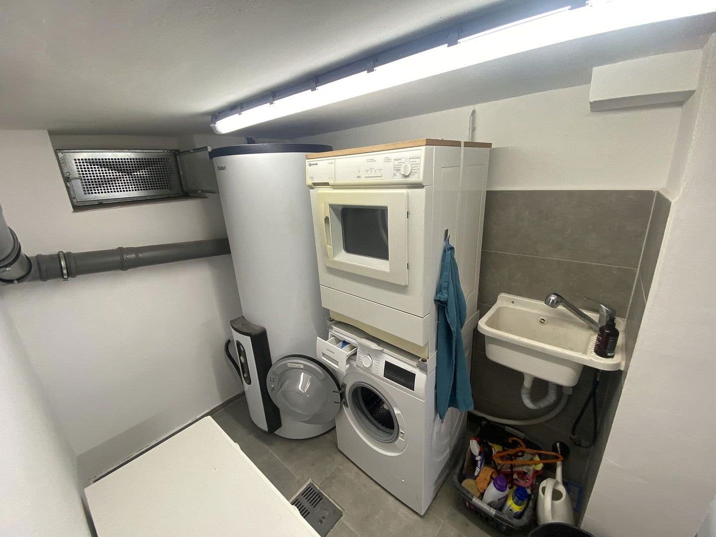 house for sale, 120 m², An der Schanzenbrücke 14, Duisburg, North Rhine-Westphalia house for sale, 120 m², An der Schanzenbrücke 14, Duisburg, North Rhine-Westphalia