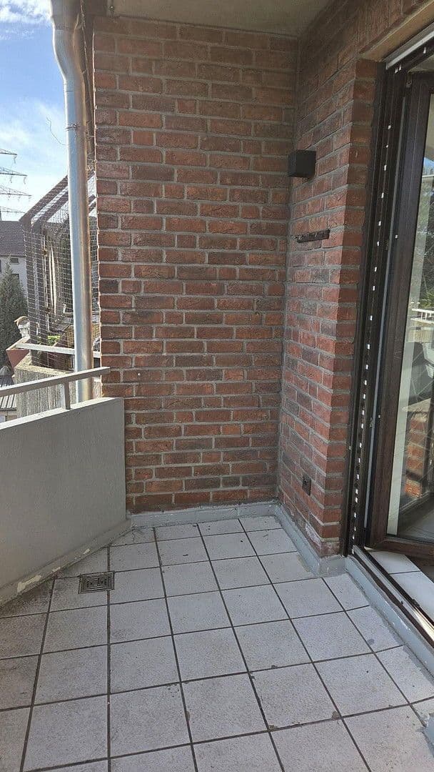 3 bedroom flat to rent, 74 m², Kurfürstenstraße 12, Duisburg, North Rhine-Westphalia 3 bedroom flat to rent, 74 m², Kurfürstenstraße 12, Duisburg, North Rhine-Westphalia