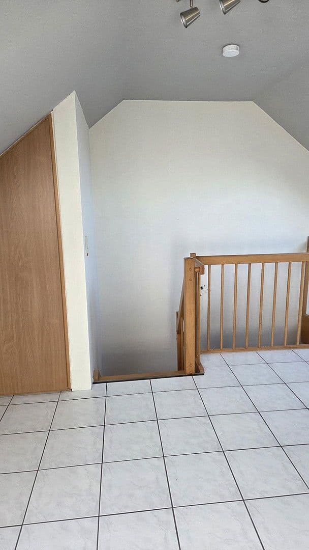 3 bedroom flat to rent, 74 m², Kurfürstenstraße 12, Duisburg, North Rhine-Westphalia 3 bedroom flat to rent, 74 m², Kurfürstenstraße 12, Duisburg, North Rhine-Westphalia