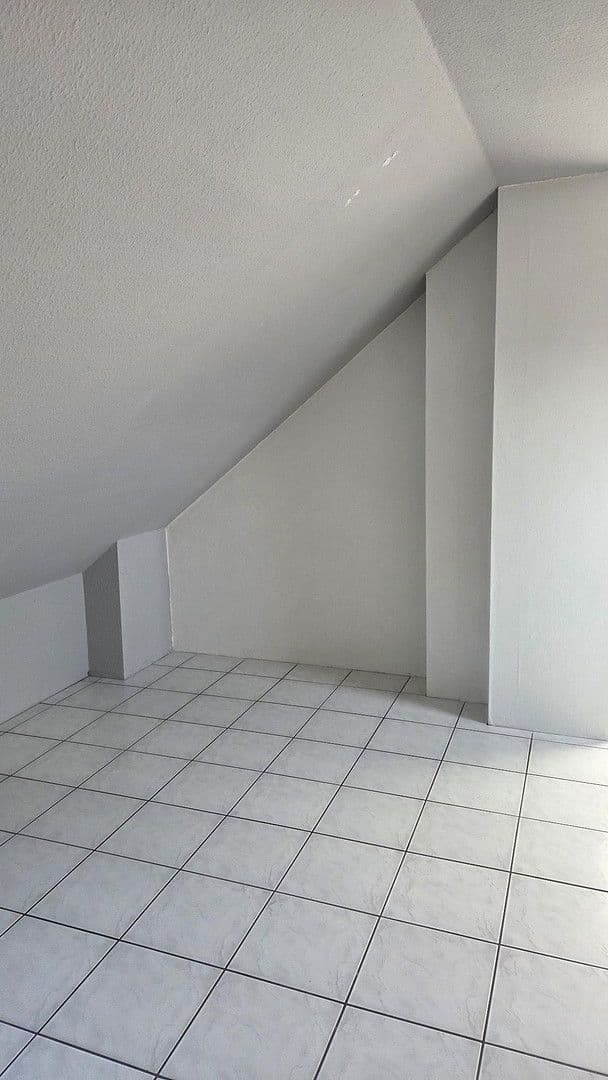 3 bedroom flat to rent, 74 m², Kurfürstenstraße 12, Duisburg, North Rhine-Westphalia 3 bedroom flat to rent, 74 m², Kurfürstenstraße 12, Duisburg, North Rhine-Westphalia