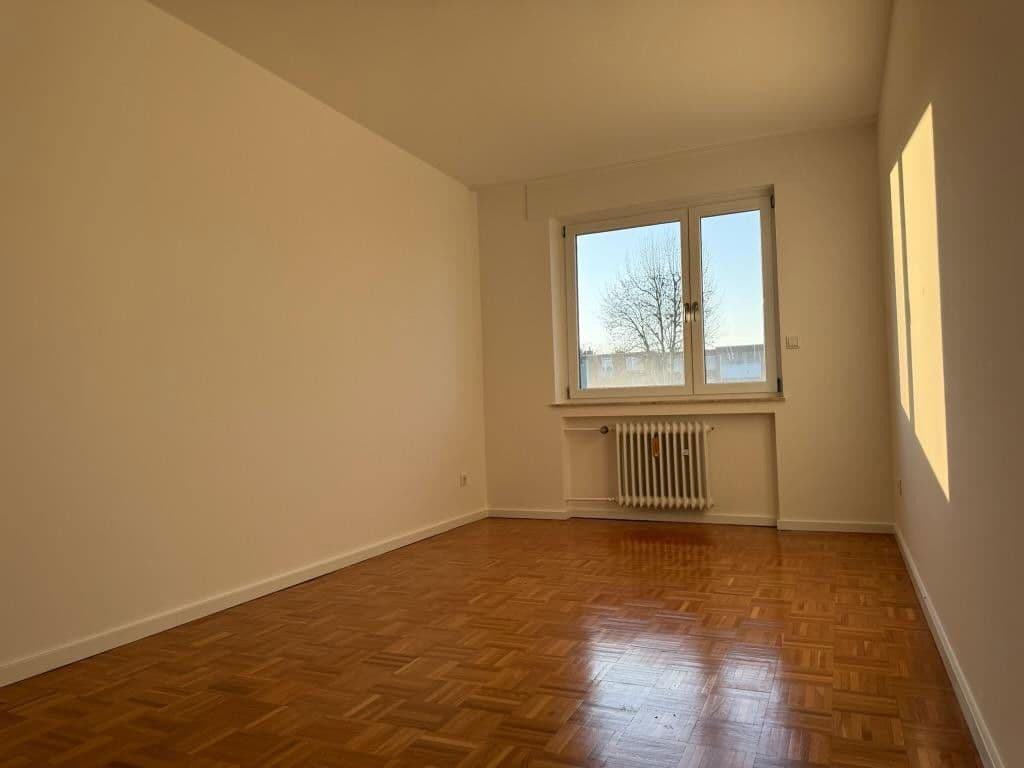 3 bedroom flat to rent, 123 m², Frechen, North Rhine-Westphalia 3 bedroom flat to rent, 123 m², Frechen, North Rhine-Westphalia