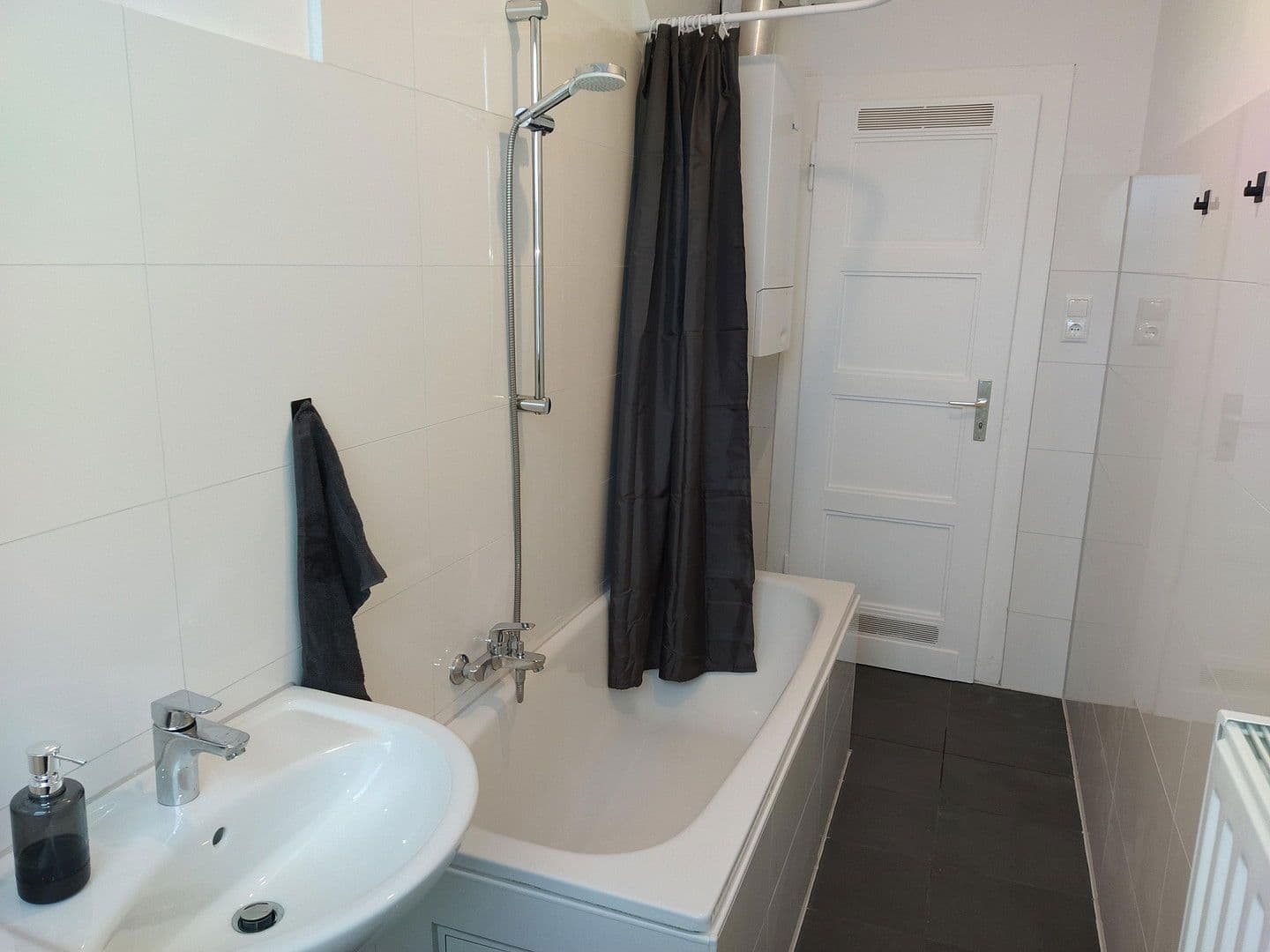 3 bedroom flat to rent, 65 m², Zeppelinstraße 139, Mönchengladbach, North Rhine-Westphalia 3 bedroom flat to rent, 65 m², Zeppelinstraße 139, Mönchengladbach, North Rhine-Westphalia