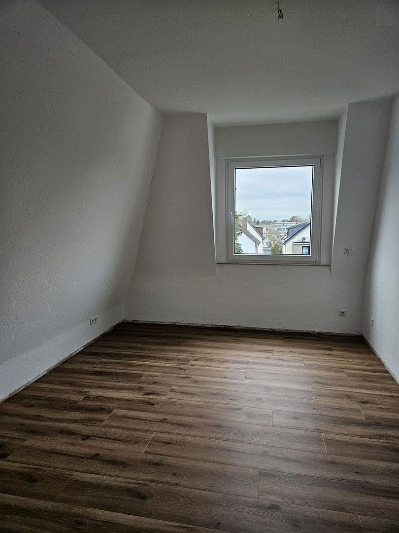 3 bedroom flat to rent, 105 m², Hugenottenallee 95-97, Neu-Isenburg, Hesse 3 bedroom flat to rent, 105 m², Hugenottenallee 95-97, Neu-Isenburg, Hesse