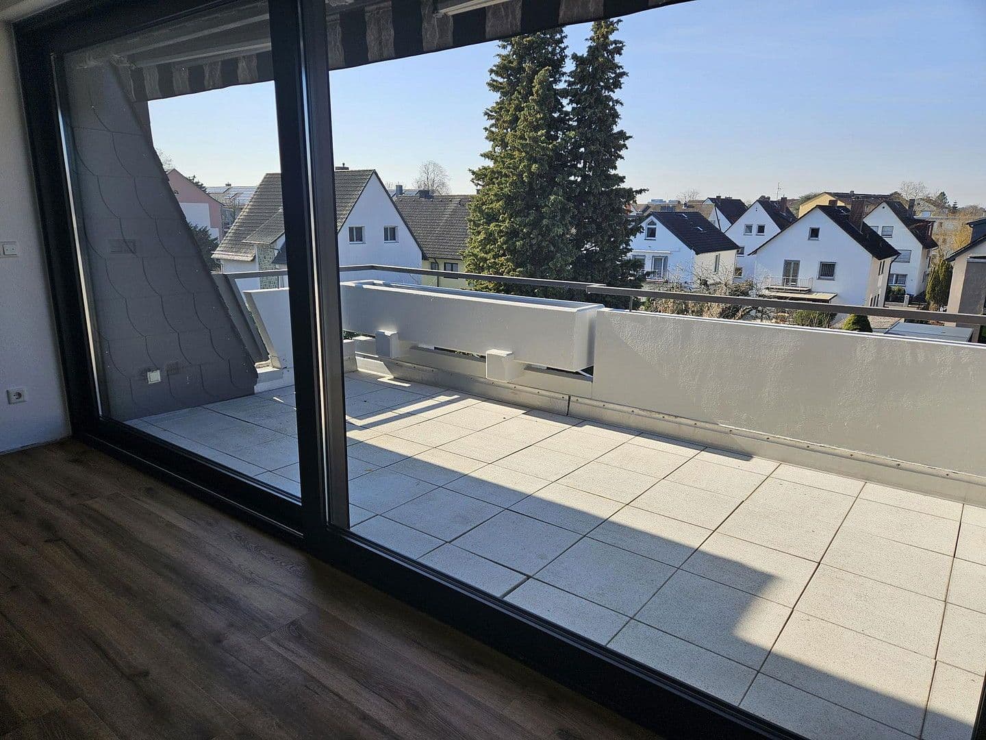 3 bedroom flat to rent, 105 m², Hugenottenallee 95-97, Neu-Isenburg, Hesse 3 bedroom flat to rent, 105 m², Hugenottenallee 95-97, Neu-Isenburg, Hesse