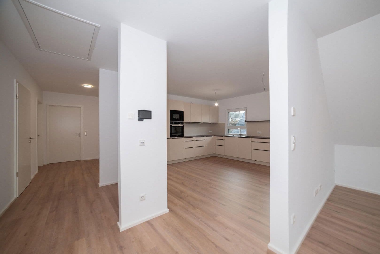 3 bedroom with open-plan kitchen flat to rent, 112 m², Brunnenweg 2A, Kamenz - Kamjenc, Saxony 3 bedroom with open-plan kitchen flat to rent, 112 m², Brunnenweg 2A, Kamenz - Kamjenc, Saxony