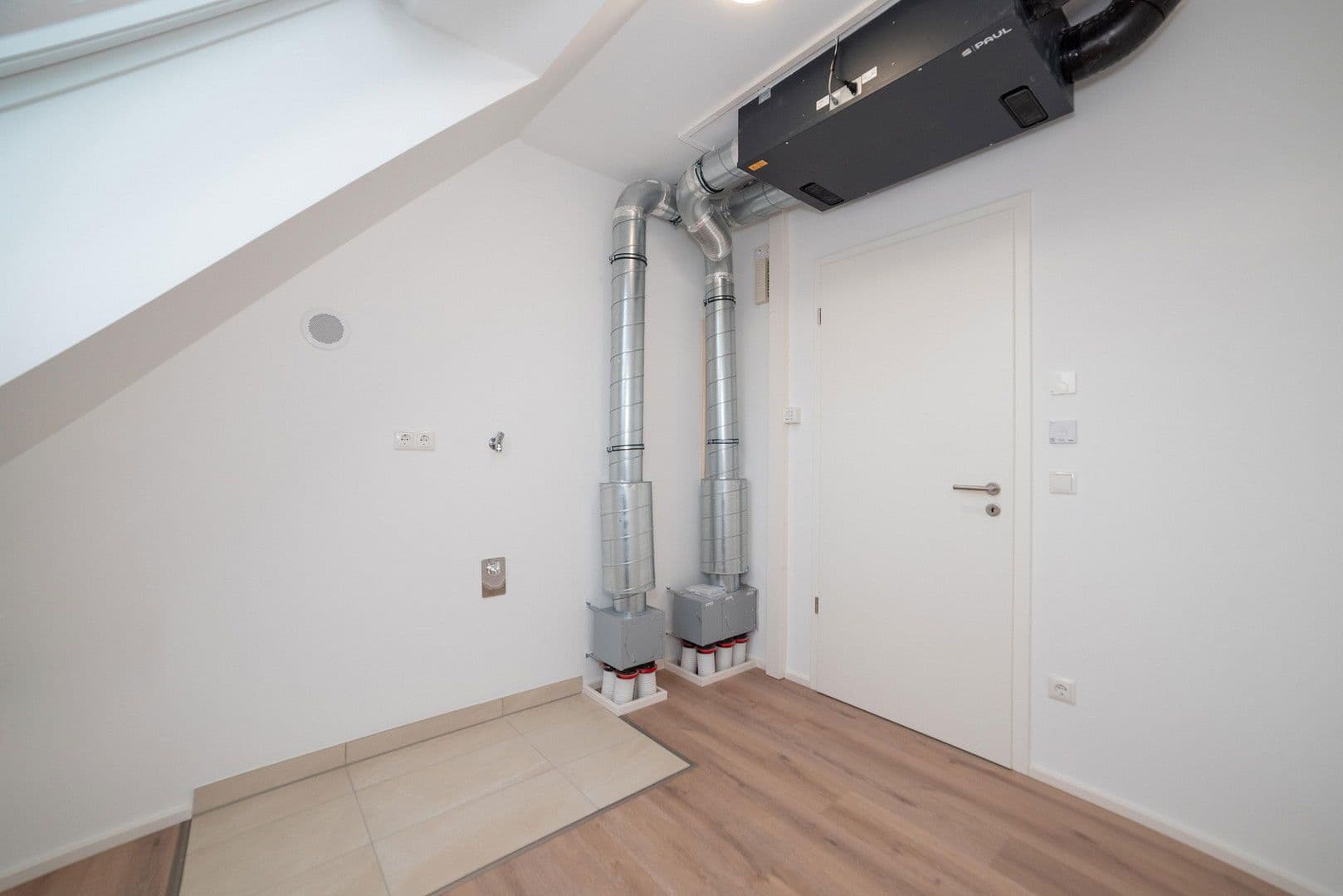 3 bedroom with open-plan kitchen flat to rent, 112 m², Brunnenweg 2A, Kamenz - Kamjenc, Saxony 3 bedroom with open-plan kitchen flat to rent, 112 m², Brunnenweg 2A, Kamenz - Kamjenc, Saxony