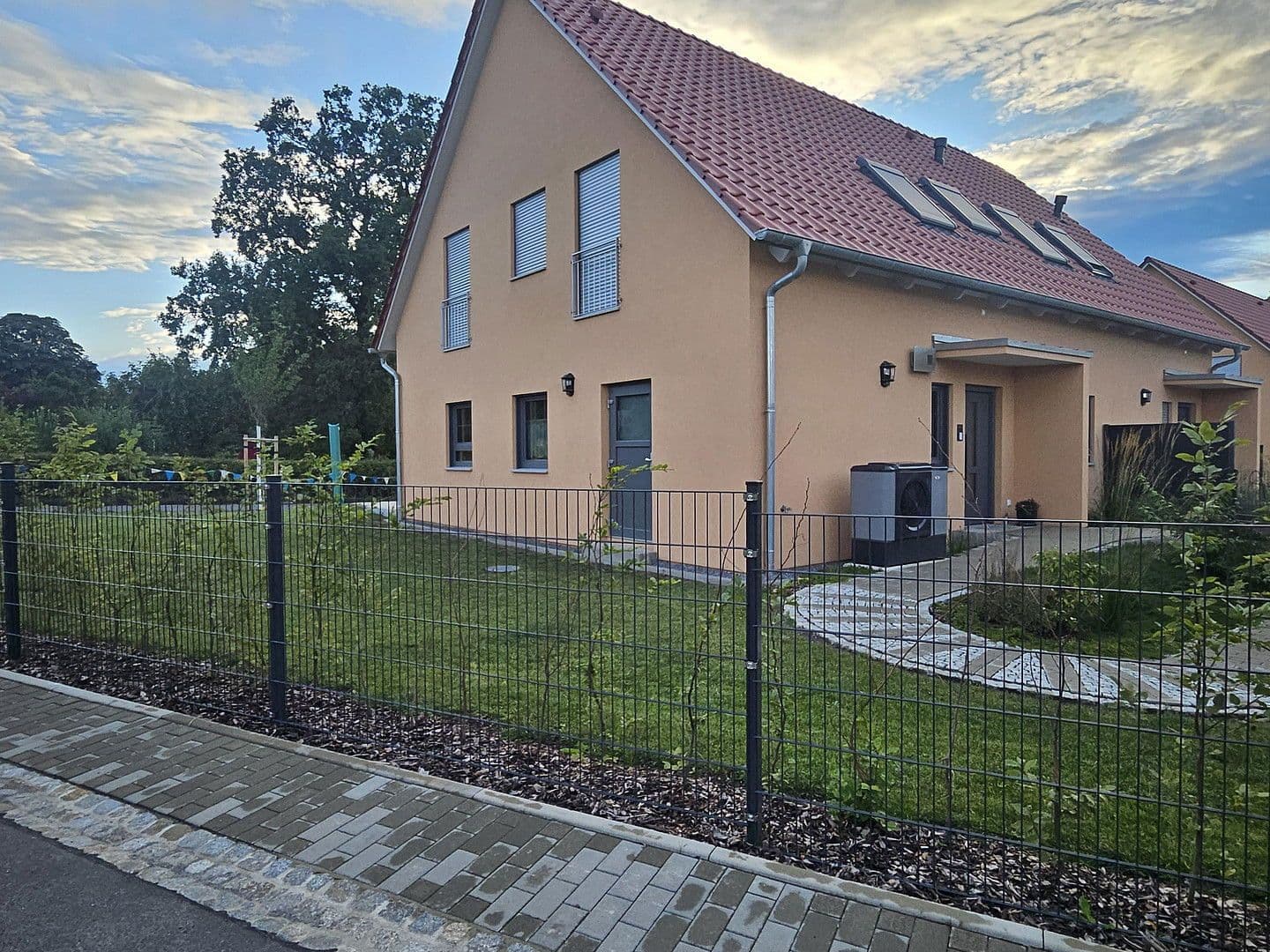 3 bedroom with open-plan kitchen flat to rent, 112 m², Brunnenweg 2A, Kamenz - Kamjenc, Saxony 3 bedroom with open-plan kitchen flat to rent, 112 m², Brunnenweg 2A, Kamenz - Kamjenc, Saxony