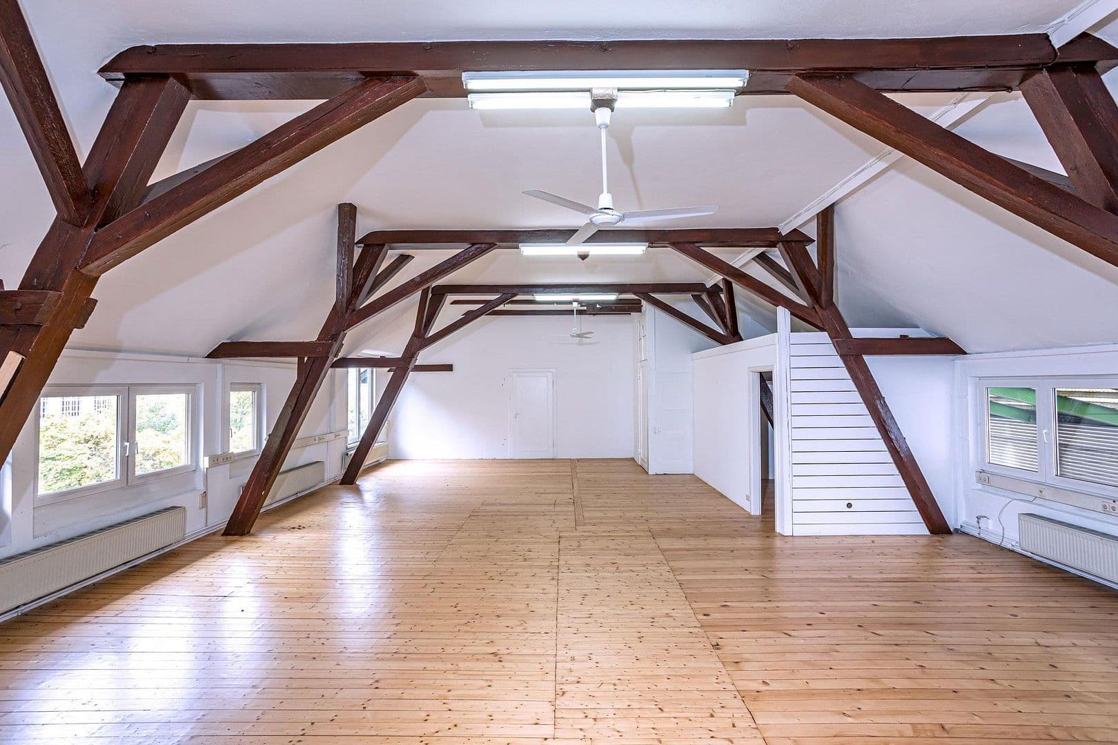 office to rent, 122 m², Schiltachstraße 44, Schramberg, Baden-Württemberg office to rent, 122 m², Schiltachstraße 44, Schramberg, Baden-Württemberg