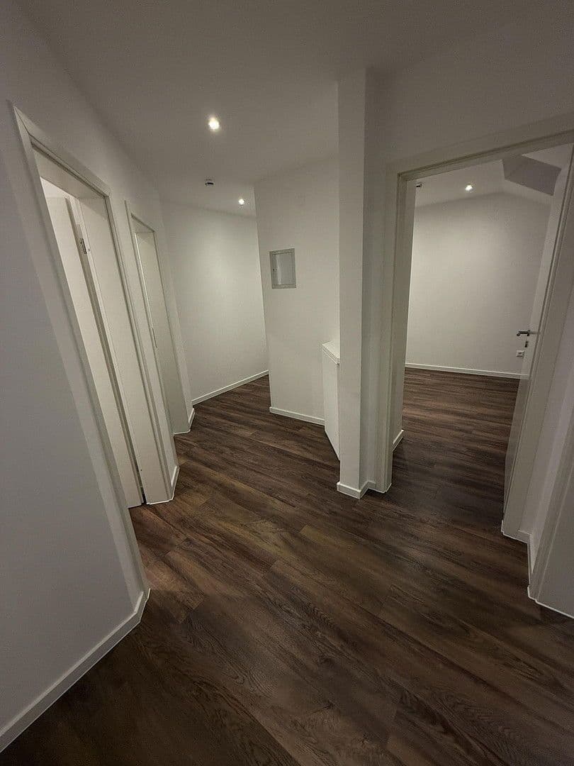 2 bedroom with open-plan kitchen flat to rent, 82 m², Tiergartenweg 2/1, Ebersbach an der Fils, Baden-Württemberg 2 bedroom with open-plan kitchen flat to rent, 82 m², Tiergartenweg 2/1, Ebersbach an der Fils, Baden-Württemberg