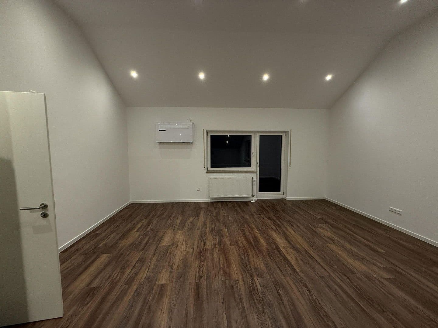 2 bedroom with open-plan kitchen flat to rent, 82 m², Tiergartenweg 2/1, Ebersbach an der Fils, Baden-Württemberg 2 bedroom with open-plan kitchen flat to rent, 82 m², Tiergartenweg 2/1, Ebersbach an der Fils, Baden-Württemberg