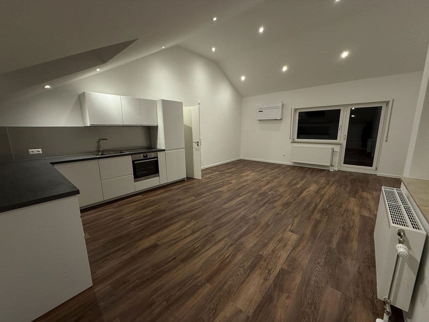 2 bedroom with open-plan kitchen flat to rent, 82 m², Tiergartenweg 2/1, Ebersbach an der Fils, Baden-Württemberg 2 bedroom with open-plan kitchen flat to rent, 82 m², Tiergartenweg 2/1, Ebersbach an der Fils, Baden-Württemberg