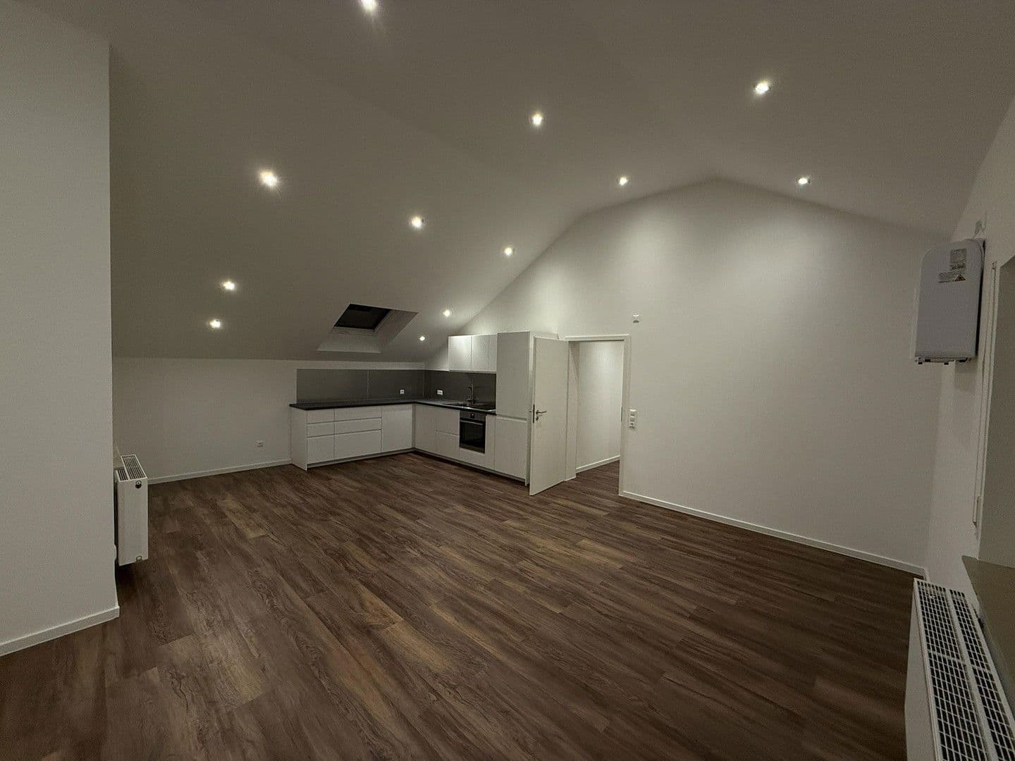 2 bedroom with open-plan kitchen flat to rent, 82 m², Tiergartenweg 2/1, Ebersbach an der Fils, Baden-Württemberg 2 bedroom with open-plan kitchen flat to rent, 82 m², Tiergartenweg 2/1, Ebersbach an der Fils, Baden-Württemberg