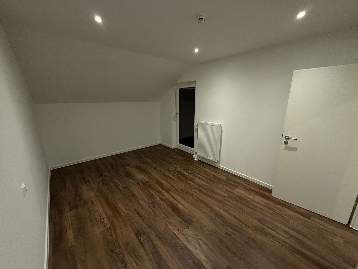 2 bedroom with open-plan kitchen flat to rent, 82 m², Tiergartenweg 2/1, Ebersbach an der Fils, Baden-Württemberg 2 bedroom with open-plan kitchen flat to rent, 82 m², Tiergartenweg 2/1, Ebersbach an der Fils, Baden-Württemberg