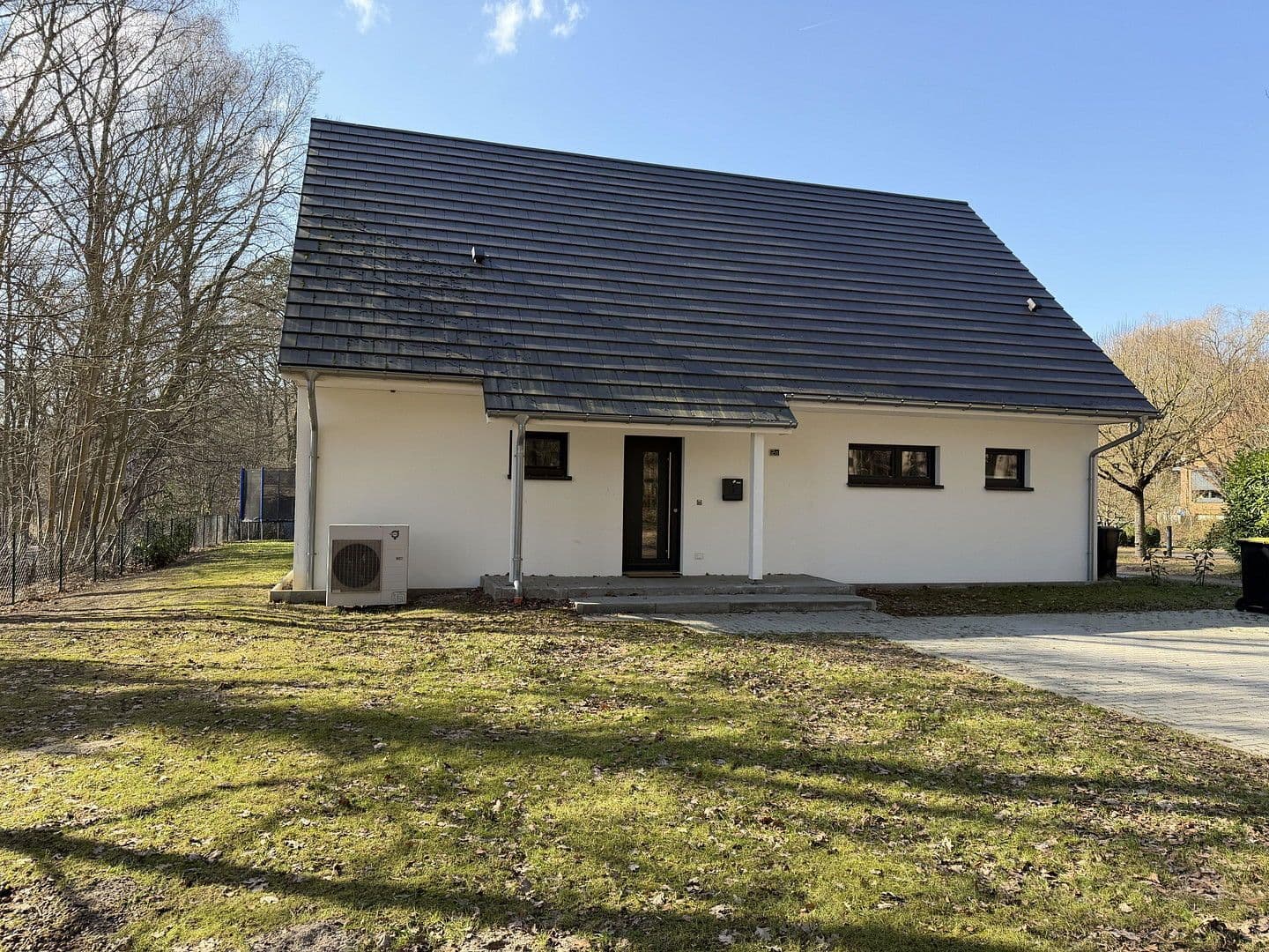 house to rent, 130 m², Rießelweg 2a, Stelle, Lower Saxony house to rent, 130 m², Rießelweg 2a, Stelle, Lower Saxony