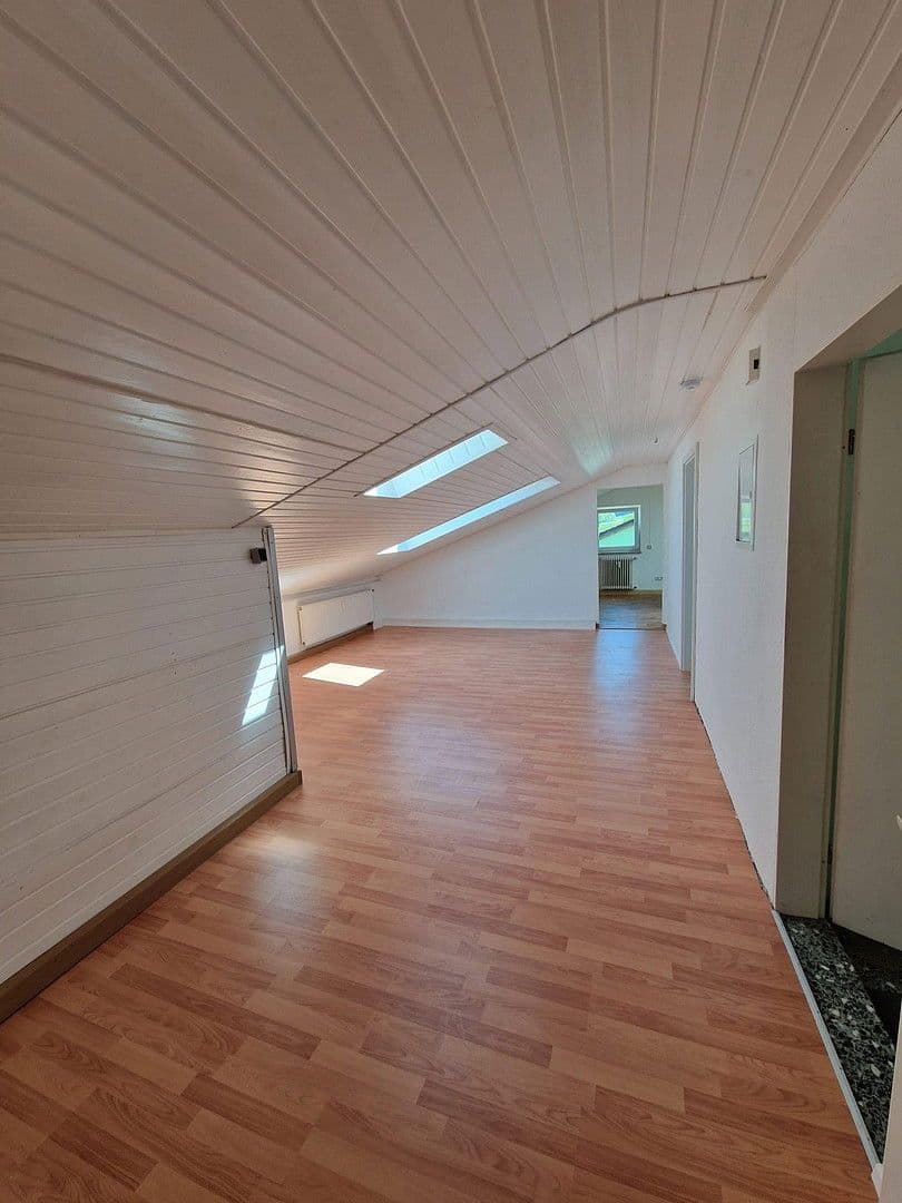 1 bedroom with open-plan kitchen flat to rent, 65 m², Birkelweg 36, Steinheim am Albuch, Baden-Württemberg 1 bedroom with open-plan kitchen flat to rent, 65 m², Birkelweg 36, Steinheim am Albuch, Baden-Württemberg