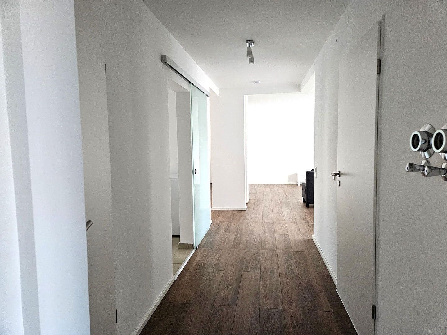 2 bedroom with open-plan kitchen flat to rent, 123 m², Stuttgart, Baden-Württemberg 2 bedroom with open-plan kitchen flat to rent, 123 m², Stuttgart, Baden-Württemberg