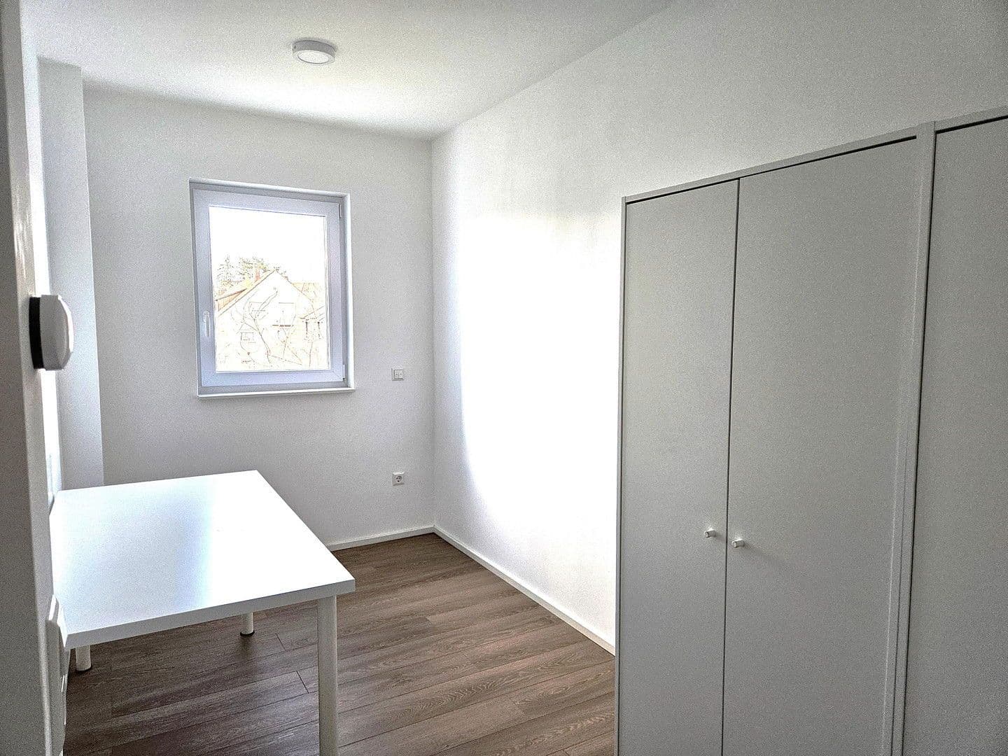 2 bedroom with open-plan kitchen flat to rent, 123 m², Stuttgart, Baden-Württemberg 2 bedroom with open-plan kitchen flat to rent, 123 m², Stuttgart, Baden-Württemberg