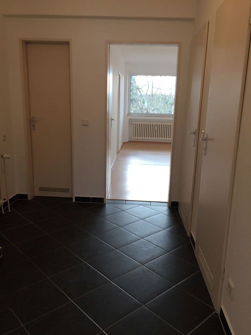 2 bedroom flat to rent, 63 m², Rheinstr. 16, Krefeld, North Rhine-Westphalia 2 bedroom flat to rent, 63 m², Rheinstr. 16, Krefeld, North Rhine-Westphalia