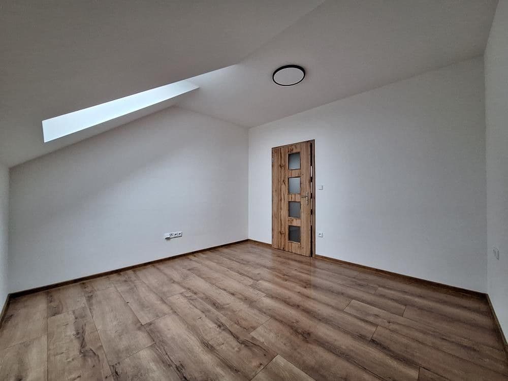 1 bedroom with open-plan kitchen flat to rent, 50 m², Za Humny, Chyňava, Středočeský Region 1 bedroom with open-plan kitchen flat to rent, 50 m², Za Humny, Chyňava, Středočeský Region