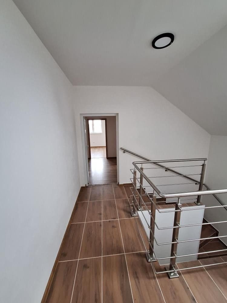 1 bedroom with open-plan kitchen flat to rent, 50 m², Za Humny, Chyňava, Středočeský Region 1 bedroom with open-plan kitchen flat to rent, 50 m², Za Humny, Chyňava, Středočeský Region
