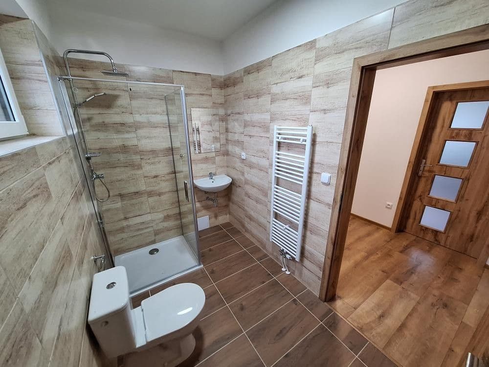 1 bedroom with open-plan kitchen flat to rent, 50 m², Za Humny, Chyňava, Středočeský Region 1 bedroom with open-plan kitchen flat to rent, 50 m², Za Humny, Chyňava, Středočeský Region