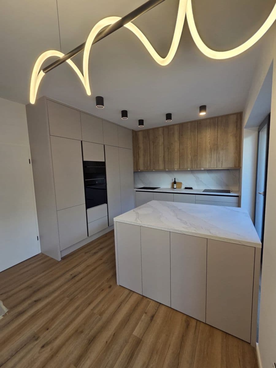 1 bedroom with open-plan kitchen flat to rent, 63 m², Koněvova, Mladá Boleslav, Středočeský Region 1 bedroom with open-plan kitchen flat to rent, 63 m², Koněvova, Mladá Boleslav, Středočeský Region