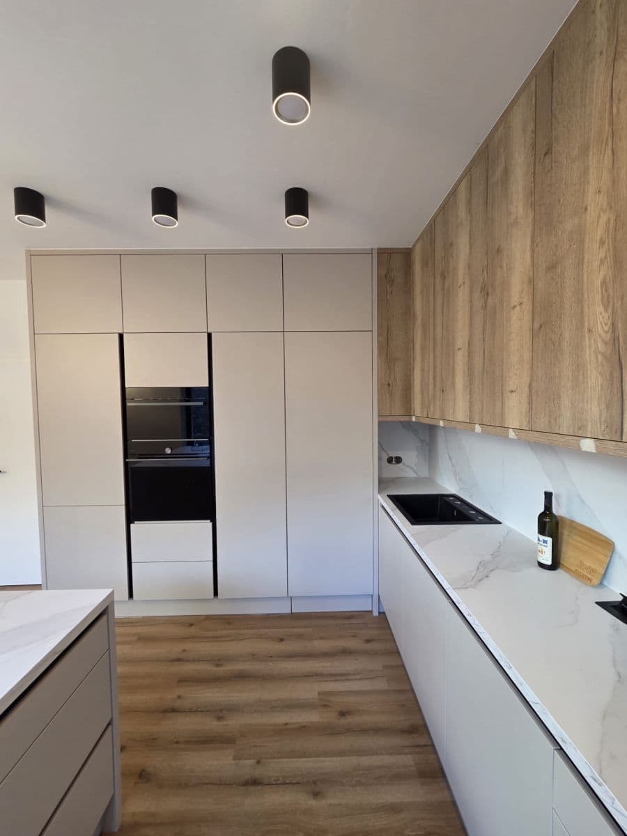 1 bedroom with open-plan kitchen flat to rent, 63 m², Koněvova, Mladá Boleslav, Středočeský Region 1 bedroom with open-plan kitchen flat to rent, 63 m², Koněvova, Mladá Boleslav, Středočeský Region