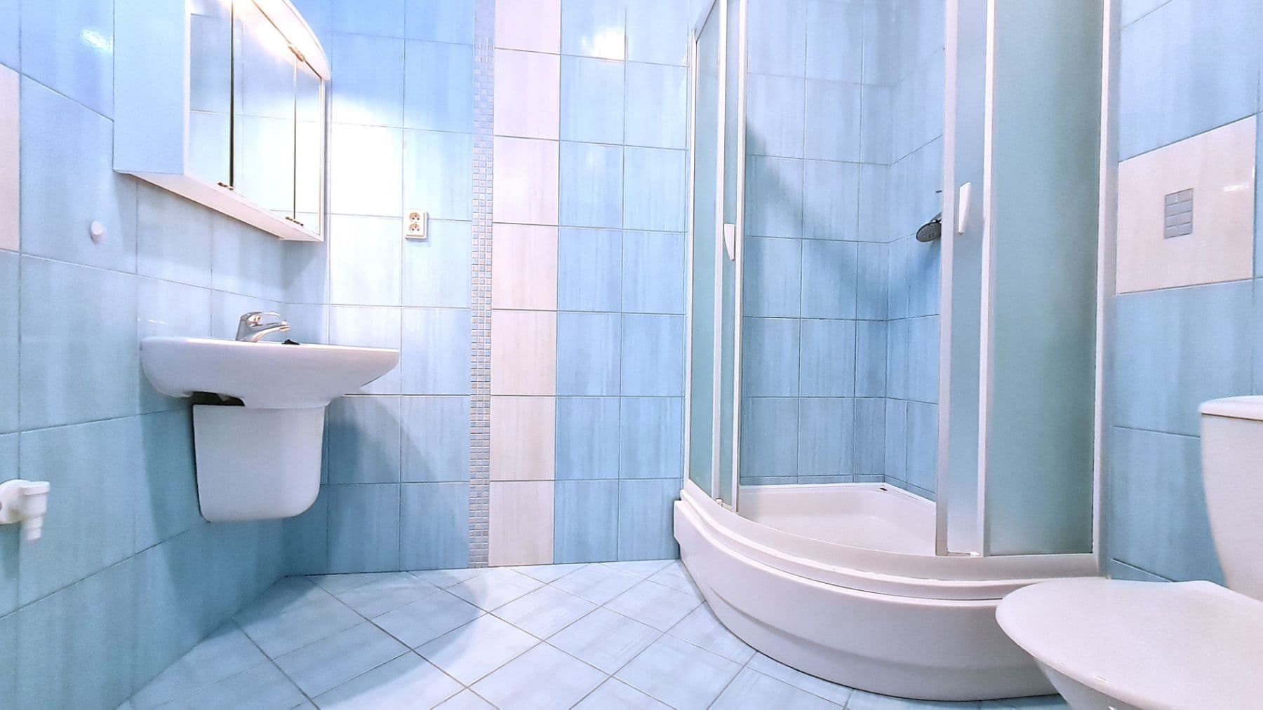 Studio flat to rent, 34 m², Jeremenkova, Prague, Prague Studio flat to rent, 34 m², Jeremenkova, Prague, Prague