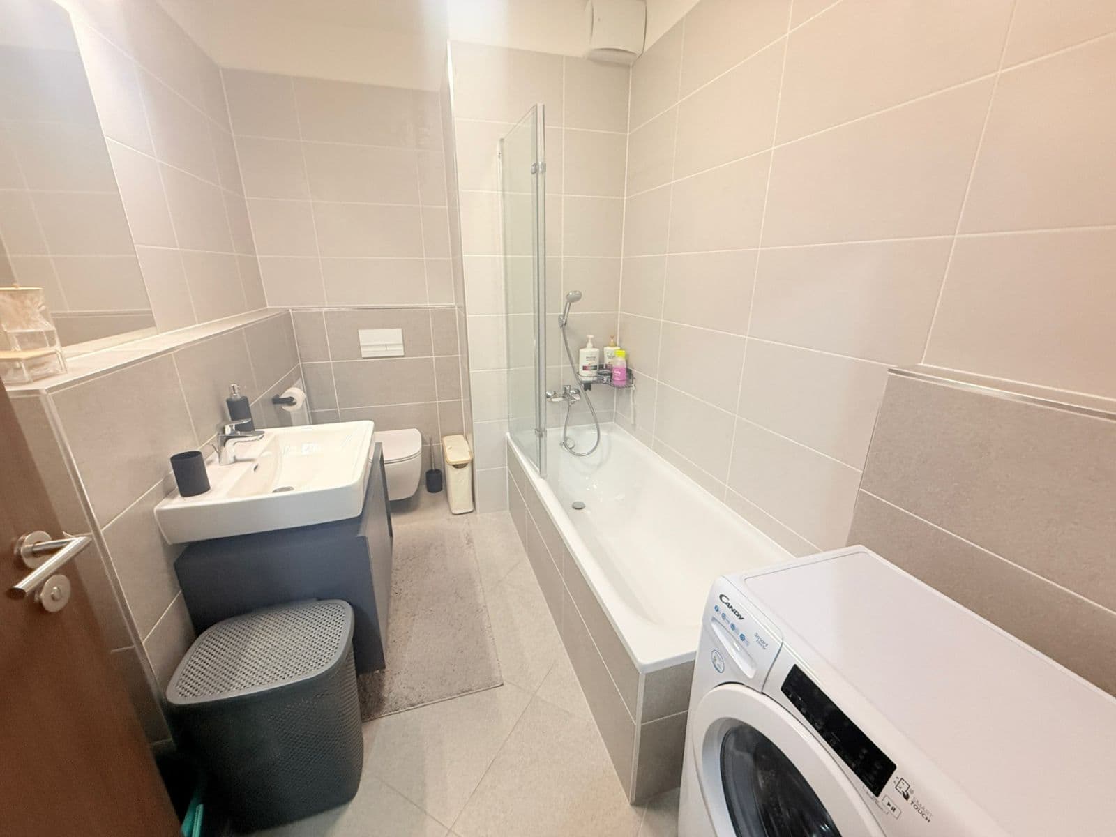 1 bedroom with open-plan kitchen flat for sale, 58 m², Huppnerova, Prague, Prague 1 bedroom with open-plan kitchen flat for sale, 58 m², Huppnerova, Prague, Prague