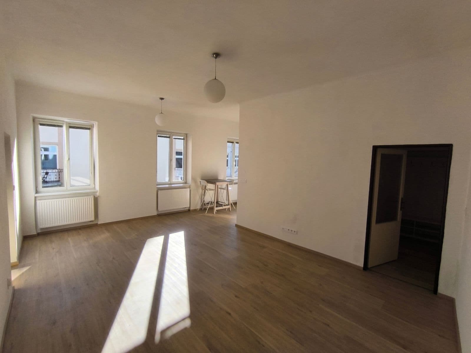 1 bedroom with open-plan kitchen flat to rent, 60 m², K. Weise, České Budějovice, Jihočeský Region 1 bedroom with open-plan kitchen flat to rent, 60 m², K. Weise, České Budějovice, Jihočeský Region