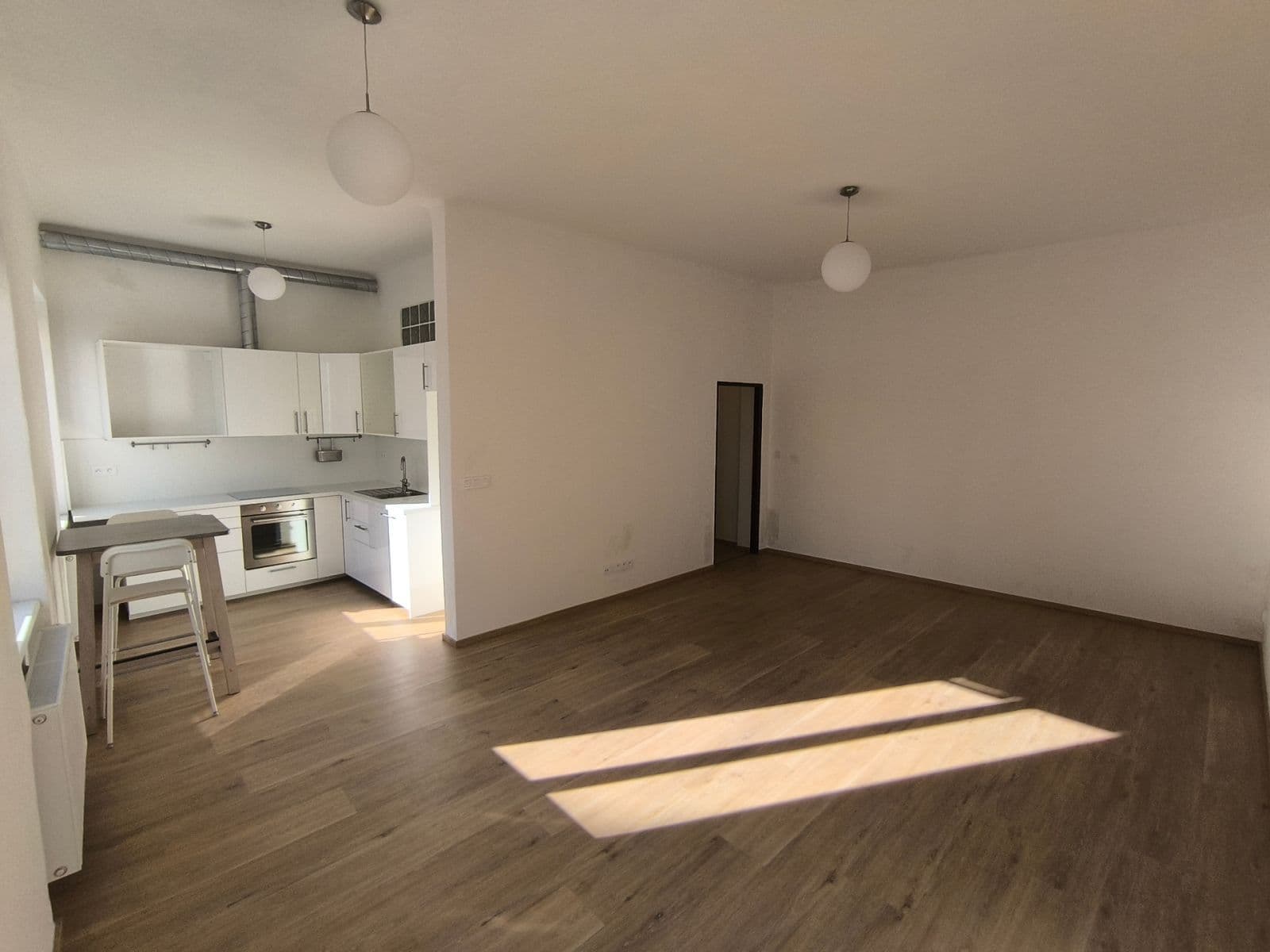 1 bedroom with open-plan kitchen flat to rent, 60 m², K. Weise, České Budějovice, Jihočeský Region 1 bedroom with open-plan kitchen flat to rent, 60 m², K. Weise, České Budějovice, Jihočeský Region