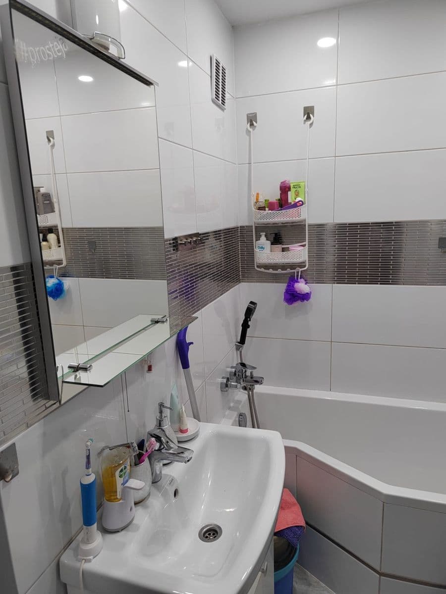 3 bedroom flat to rent, 68 m², Opavská, Teplice, Ústecký Region 3 bedroom flat to rent, 68 m², Opavská, Teplice, Ústecký Region