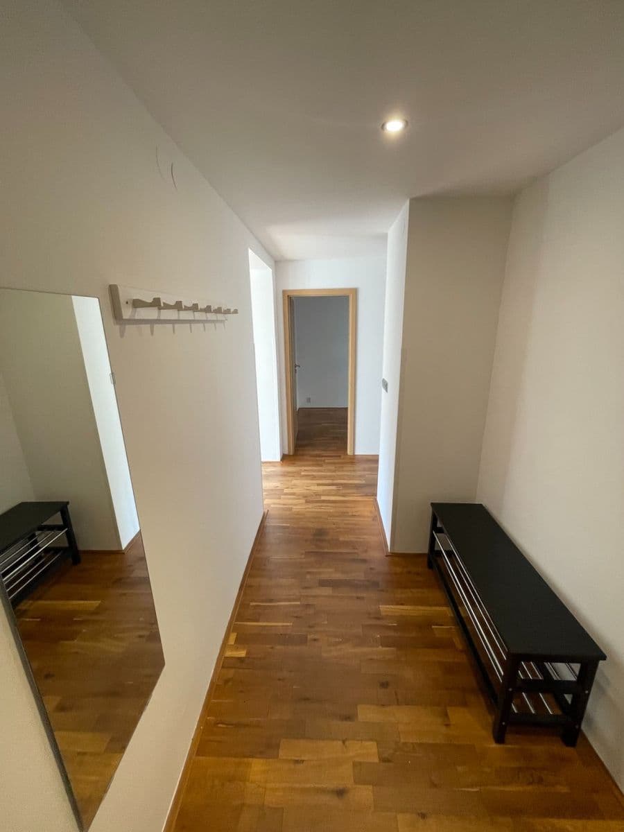 2 bedroom with open-plan kitchen flat to rent, 60 m², Šrámkova, Říčany, Středočeský Region 2 bedroom with open-plan kitchen flat to rent, 60 m², Šrámkova, Říčany, Středočeský Region