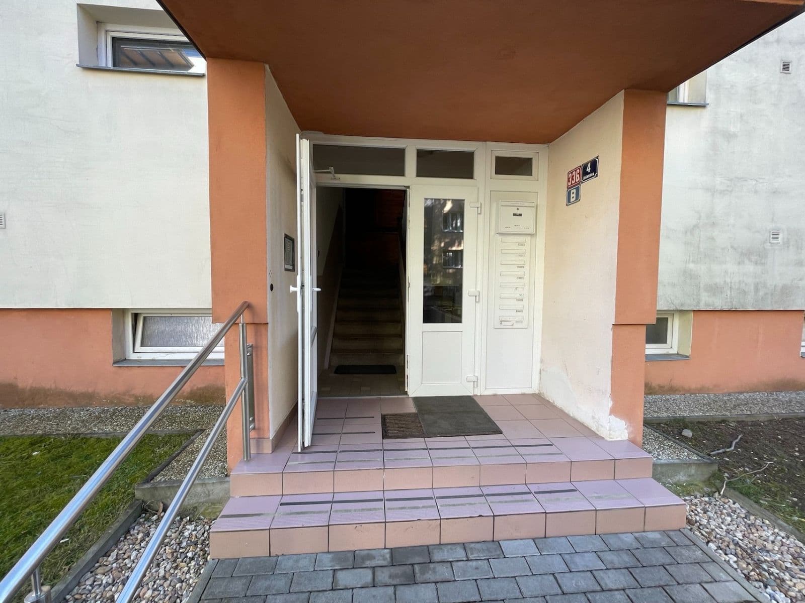 2 bedroom with open-plan kitchen flat to rent, 60 m², Šrámkova, Říčany, Středočeský Region 2 bedroom with open-plan kitchen flat to rent, 60 m², Šrámkova, Říčany, Středočeský Region