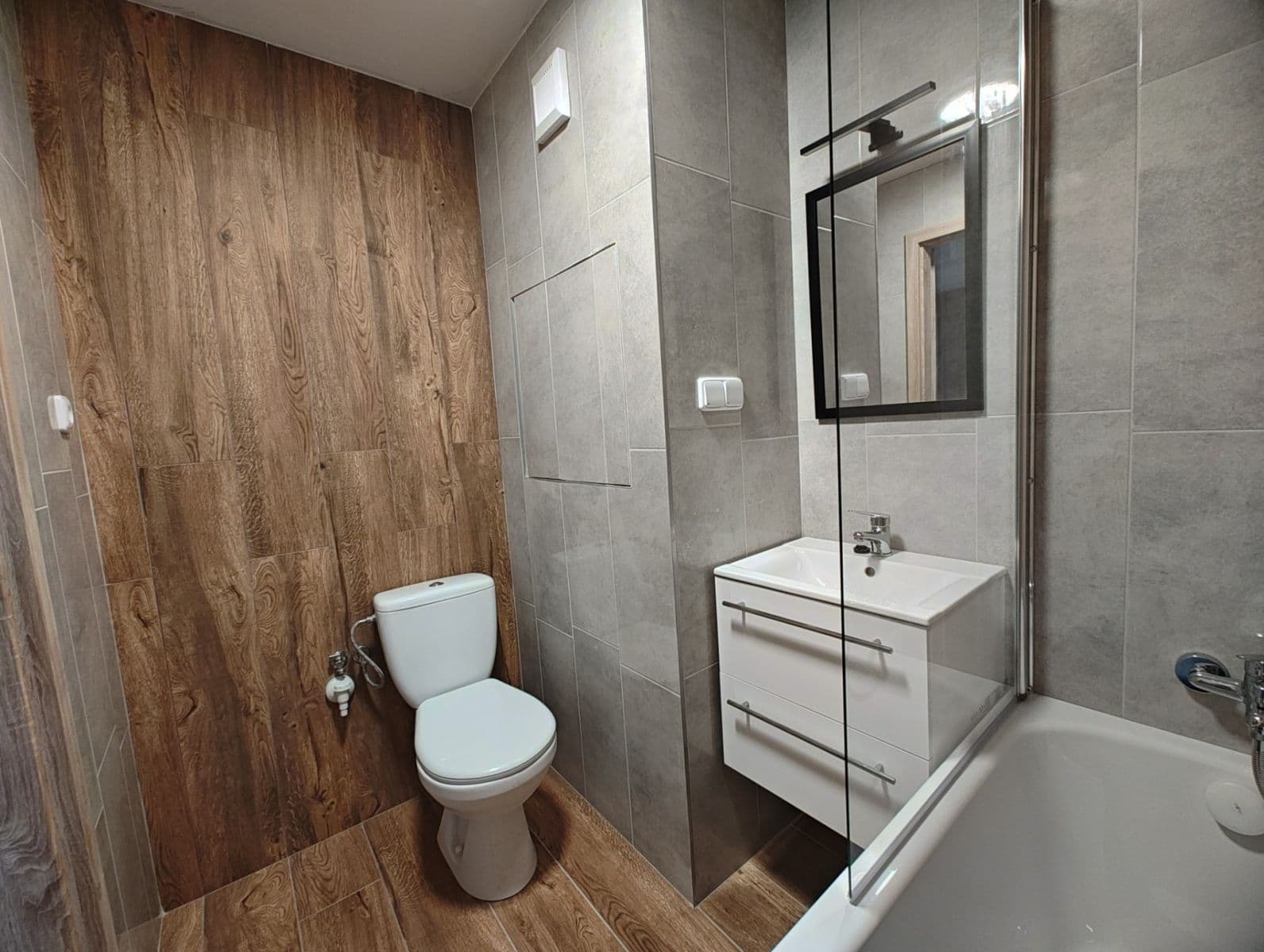 1 bedroom with open-plan kitchen flat to rent, 45 m², Želivského, Havířov, Moravskoslezský Region 1 bedroom with open-plan kitchen flat to rent, 45 m², Želivského, Havířov, Moravskoslezský Region